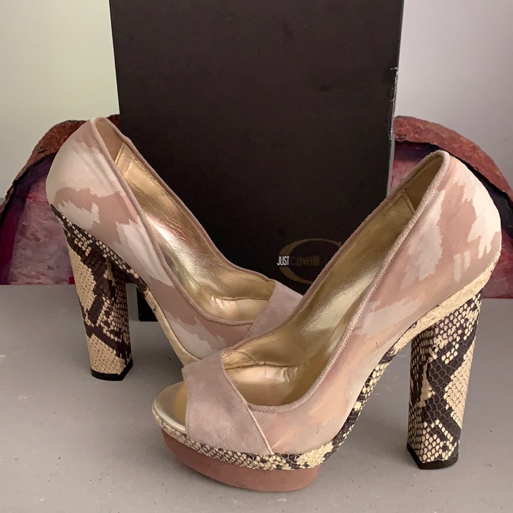 Just Cavalli Python Pumps